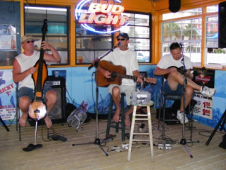 Pickin' on the beach